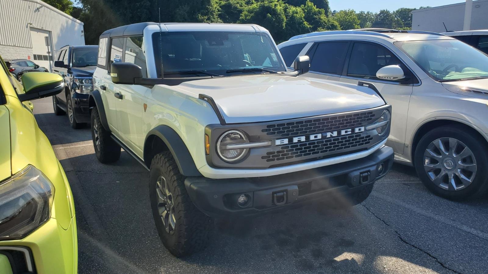 ford bronco 4-door 2025 1FMEE9BP2SLA73938 image ford bronco 4-door 2025 1FMEE9BP2SLA73938 image